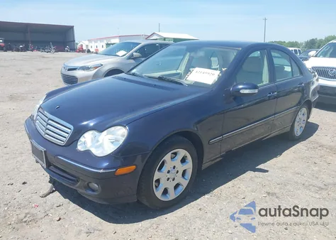 2006 Mercedes-Benz C 280 Luxury из США, поврежденный, VIN WDBRF54J76A869895